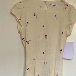 Reformation Gavin dress in Cherry print 🍒🍒🍒 size 4